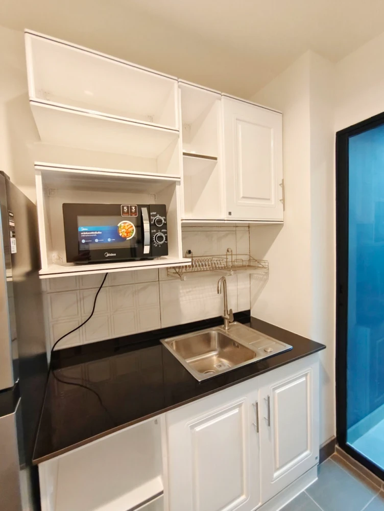 For rent: TERRA RESIDENCE, 30th floor room, high view, private corner, luxury built-in room, fully furnished, ready to move in