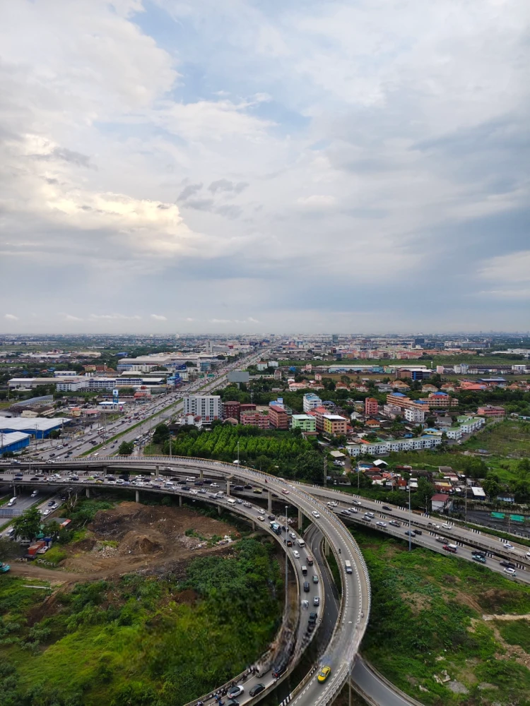 For rent: TERRA RESIDENCE, 30th floor room, high view, private corner, luxury built-in room, fully furnished, ready to move in