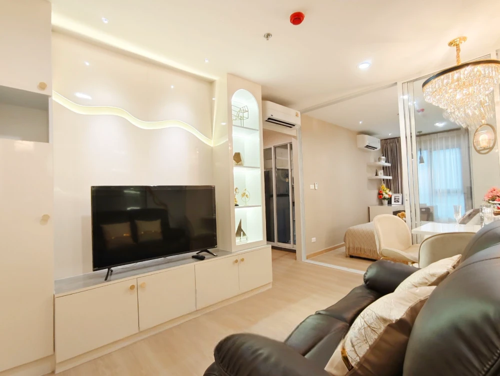 For rent: TERRA RESIDENCE, 30th floor room, high view, private corner, luxury built-in room, fully furnished, ready to move in