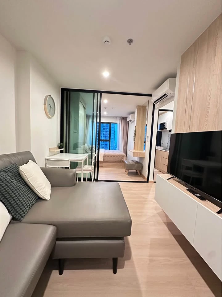 Terra Residence for rent, high floor, nice room, spacious room, reserve now!!!