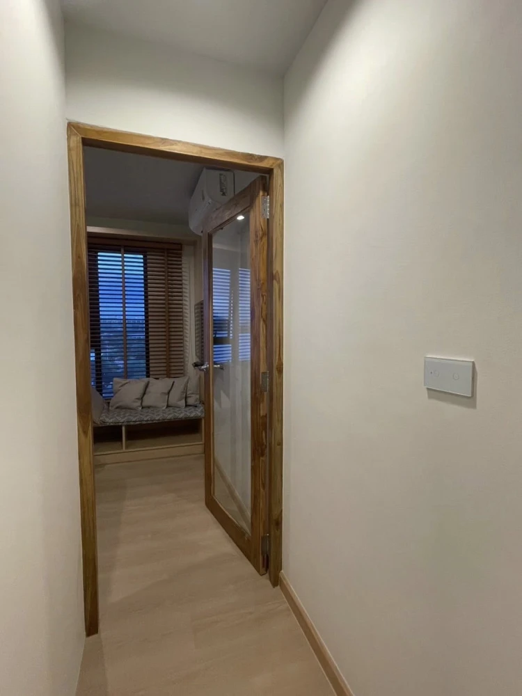Terra Residence for rent, a lovely room with complete decorations. Interested in booking now, don't miss out!
