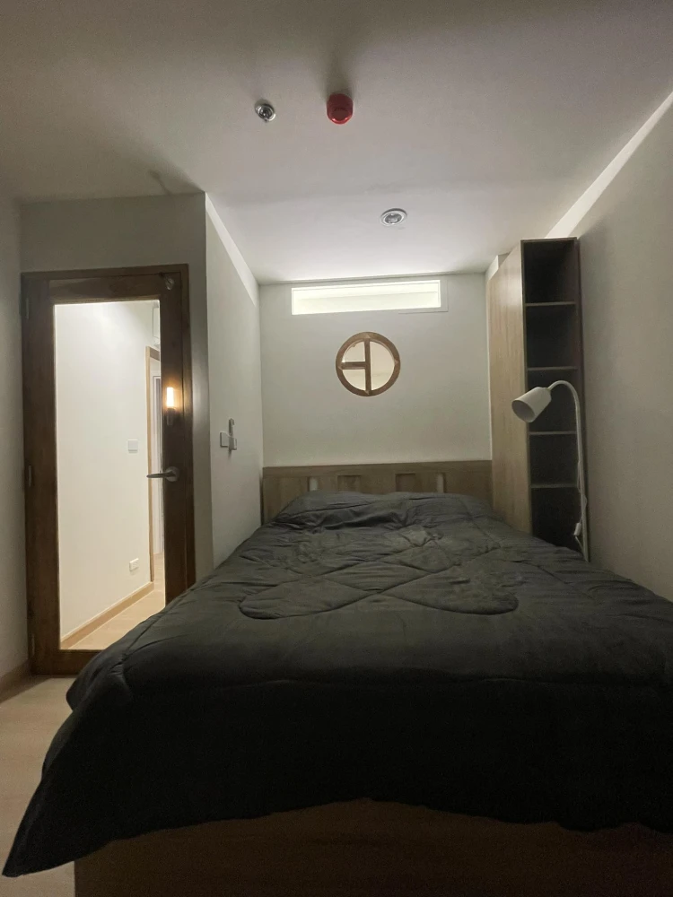 Terra Residence for rent, a lovely room with complete decorations. Interested in booking now, don't miss out!