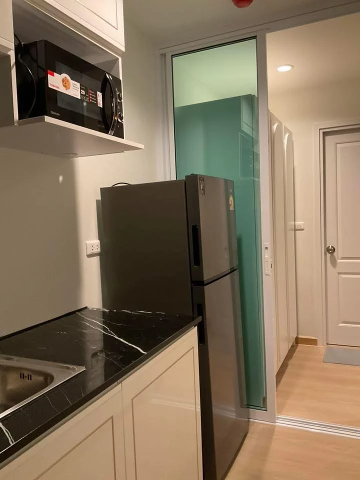 For rent: Terra Residence, a nice room with complete decorations. If you are interested, hurry and book now. Hurry!