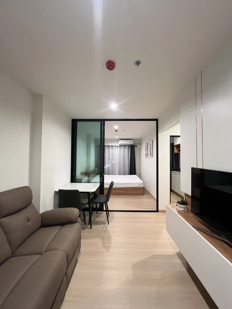 For rent: TERRA RESIDENCE, ready to move in, high floor, spacious room, comfortable, reserve now.