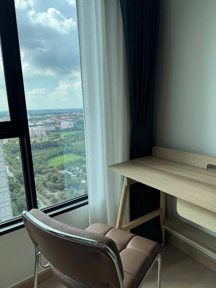 Terra Residence for rent, beautiful and comfortable room, located on the same floor as Sky Lounge, fully furnished, ready to move in immediately!