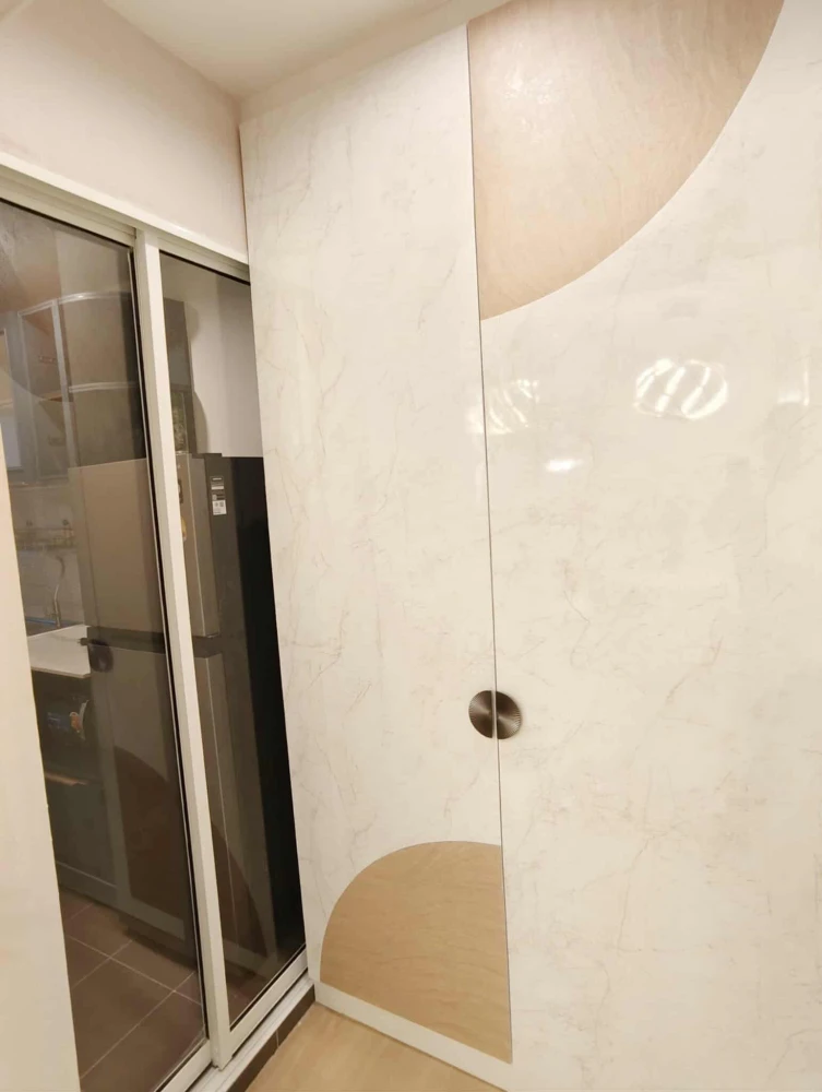 For rent: Terra Residence, beautifully decorated room, excellent built-in wall, great location, fully furnished, hurry and book now.