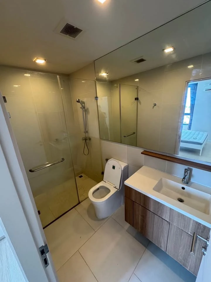For rent Than Living Ratchada-Prachauthit 1 bedroom 1 bathroom, fully furnished, swimming pool view, book now