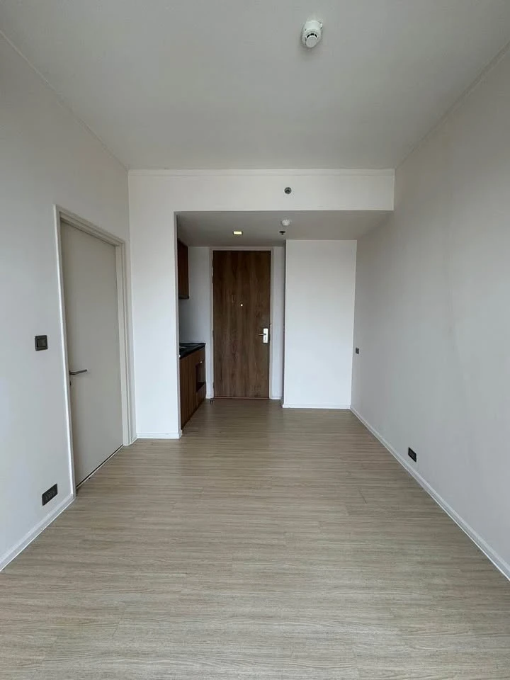 For rent Than Living Ratchada-Prachauthit 1 bedroom 1 bathroom, fully furnished, swimming pool view, book now