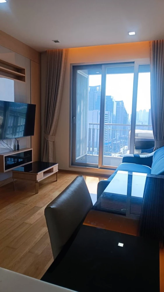 For rent: The Address Asoke, a lovely unit on the 22nd floor with ample living space and a beautiful, unblocked view. Book now!