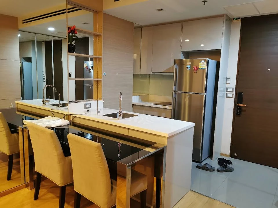 For rent: The Address Asoke. Nice room, fully furnished with appliances. Just bring your belongings and move in! Don't miss out!