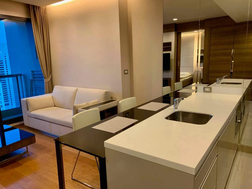For rent: The Address Sathorn, 30th floor, fully furnished, ready to move in, book now, don't miss out.