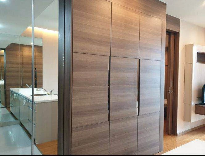 The Address Sathorn for rent, spacious room, plenty of living space, convenient and complete in one place. Come reserve today.