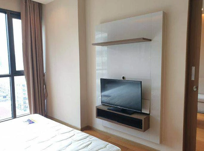 The Address Sathorn for rent, spacious room, plenty of living space, convenient and complete in one place. Come reserve today.