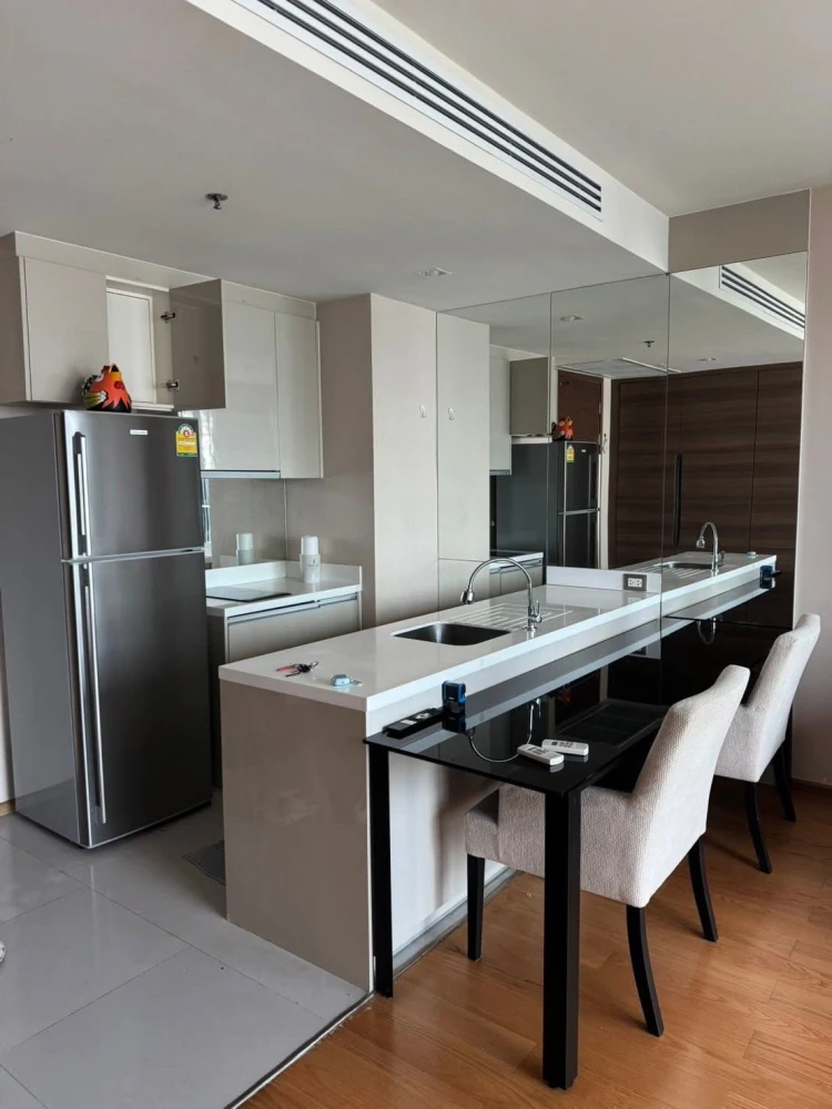 ให้เช่า The Address Sathorn ห้องอยู่ชั้นสูง ได้วิวเริ่ดๆ พื้นที่ใช้สอยเยอะมาก พร้อมเข้าอยู่ได้เลย