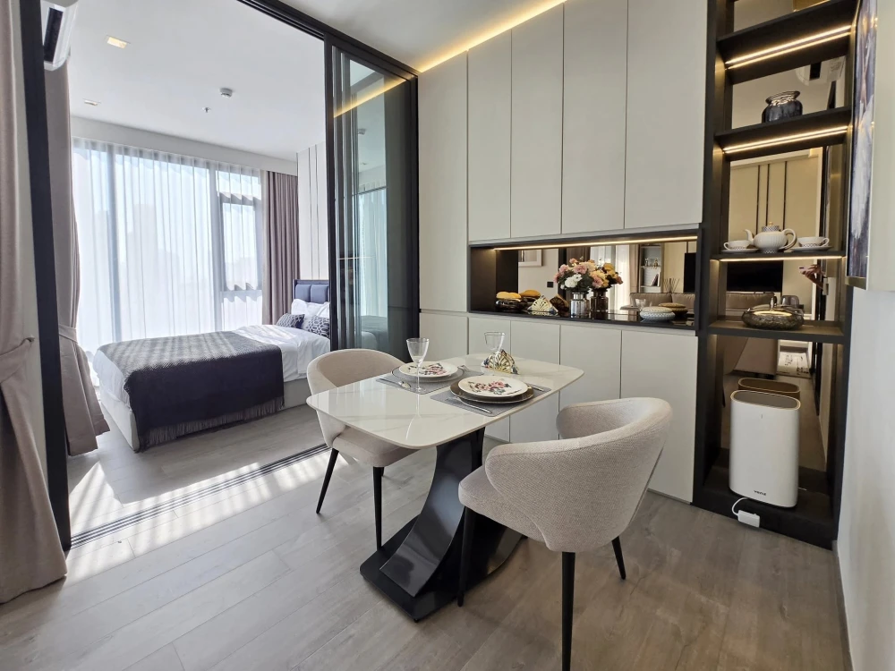 For rent: The Address Siam-Ratchathewi, 1 bedroom, 1 bathroom, beautifully decorated room, fully furnished, hurry and book now!