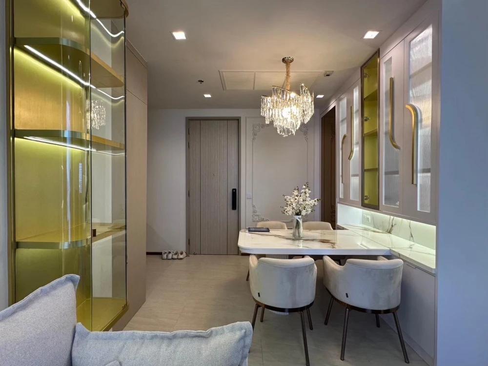 For rent: The Address Siam-Ratchathewi, 2 bedrooms, beautiful room, fully furnished, comfortable to live in, book now, urgently.
