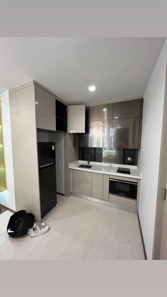 For rent: The Address Siam-Ratchathewi, 2 bedrooms, beautiful room, fully furnished, comfortable to live in, book now, urgently.