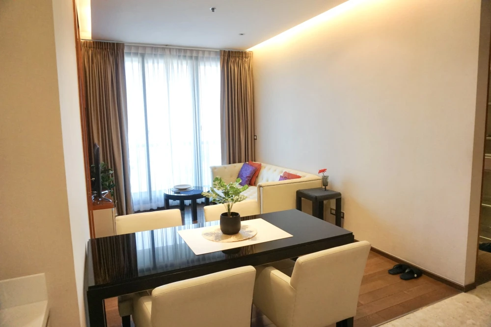 For rent: The Address Sukhumvit 28, a nice room with complete decorations. Reserve now!