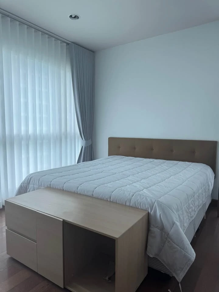 For rent: The Address Chidlom, a nice room, spacious and comfortable. Hurry and book now, don't miss out++