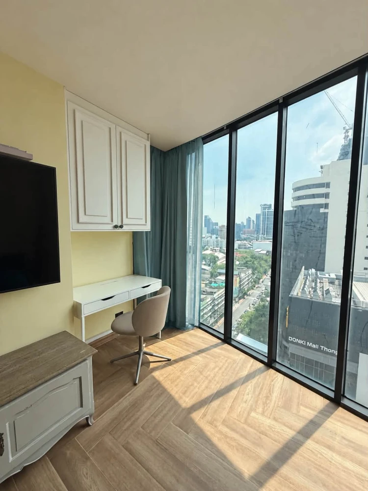 For Rent: The Alcove Thong Lo 10. The balcony door and frame have been upgraded to a soundproof system to minimize noise. The unit offers a very spaci