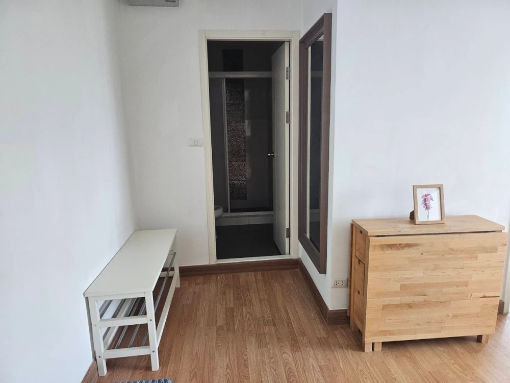 For rent or sale: The Aspire Rama 4, fully furnished room, ready to move in, just bring your bag, urgent!
