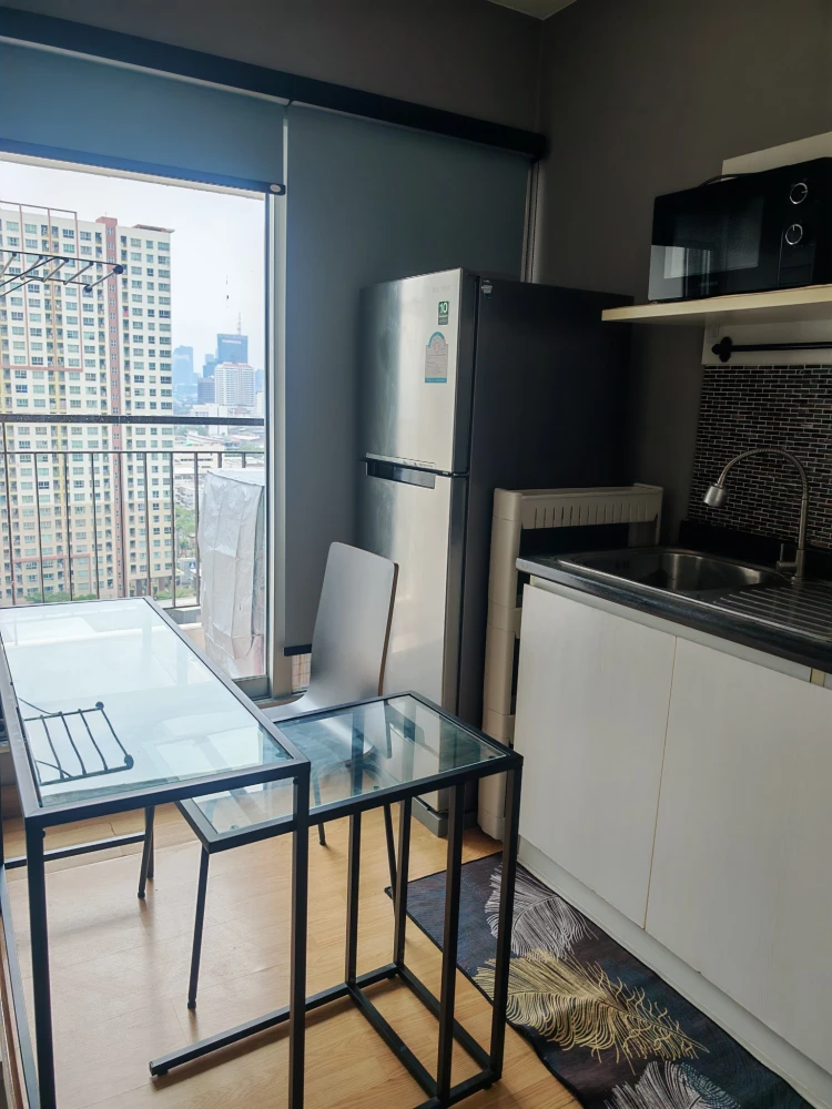 For rent: The Aspire Rama 4, beautifully decorated room, good location, beautiful view. You will regret it if you miss it.