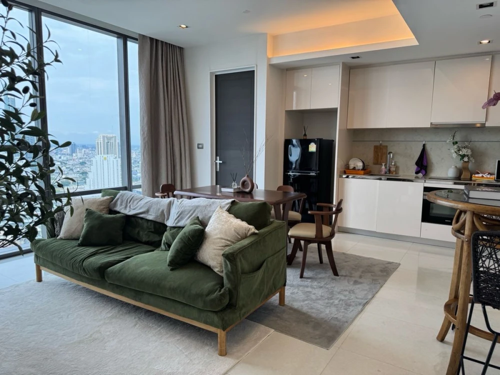 For rent: The Bangkok Sathorn, 33rd floor, river view, fully furnished. Book now!