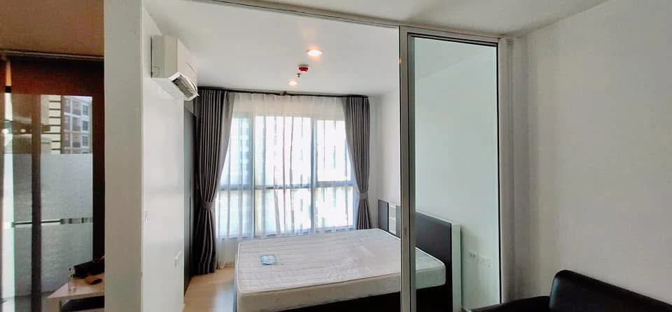 For rent: The BASE Chaengwattana, high floor unit, ready to move in. Just bring your suitcase! Affordable price. Don't miss out!+++