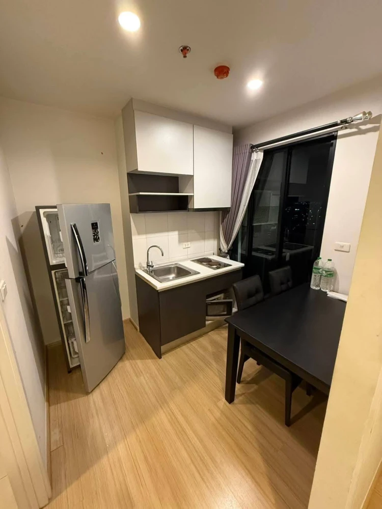 For rent: The BASE Chaengwattana, ready to move in, fully furnished, affordable price, hurry and reserve now!
