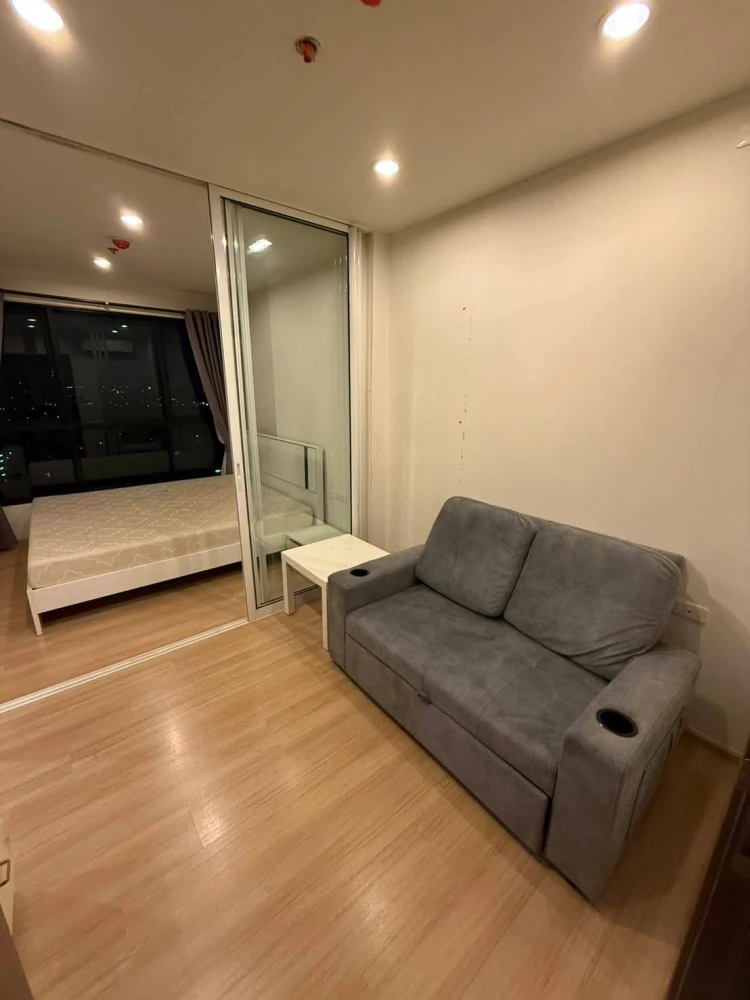 For rent: The BASE Chaengwattana, ready to move in, fully furnished, affordable price, hurry and reserve now!