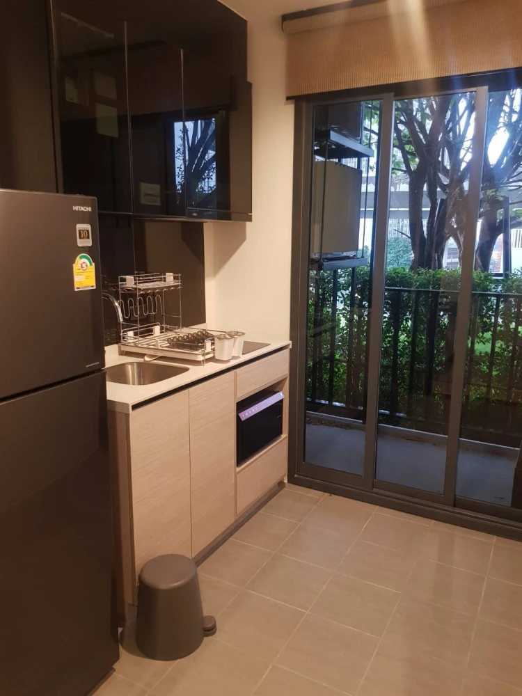 For rent THE BASE Garden-Rama 9, 6th floor, fully furnished room, ready to move in immediately, book now, don't miss out.