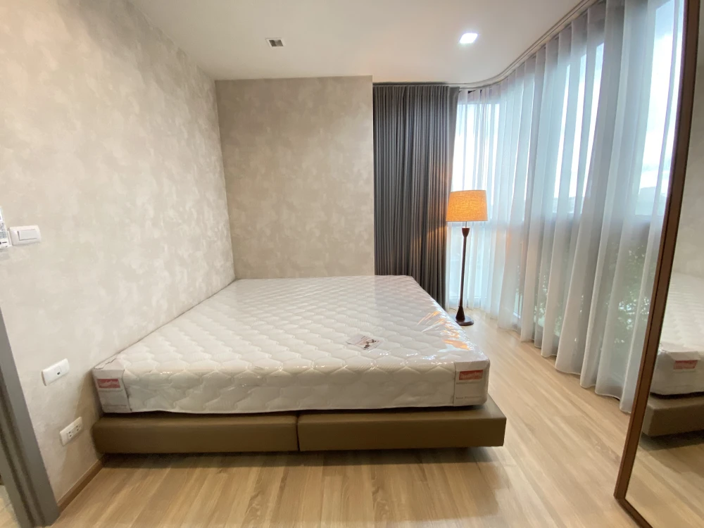 For rent THE BASE Garden-Rama 9, 6th floor, fully furnished room, ready to move in immediately, book now, don't miss out.
