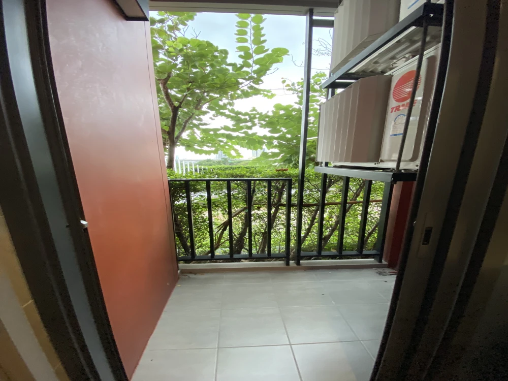 For rent THE BASE Garden-Rama 9, 6th floor, fully furnished room, ready to move in immediately, book now, don't miss out.