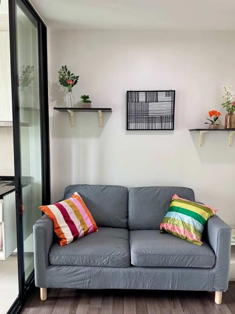 For rent: The Base Park East, 1 bedroom, 1 bathroom, beautiful view, fully furnished and equipped, just bring your bags and move in!