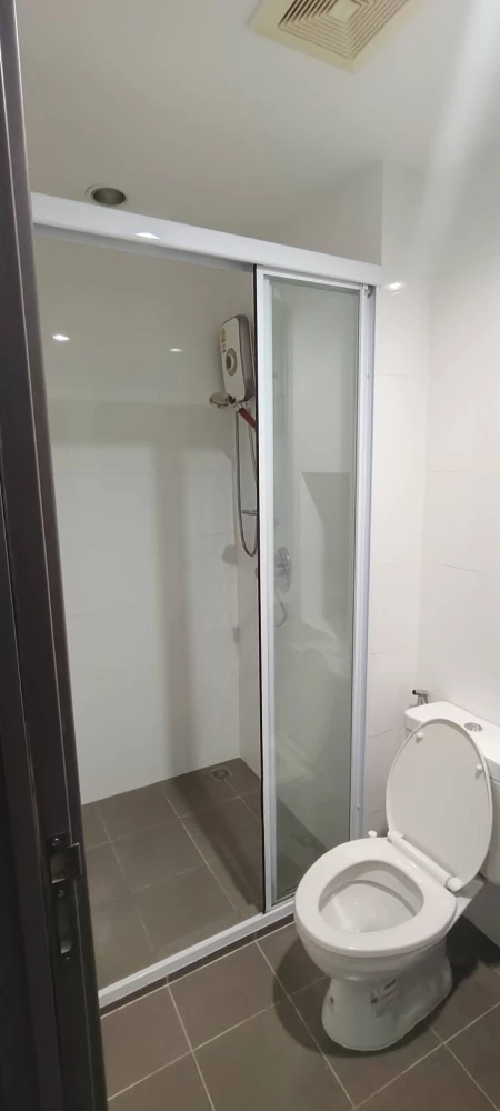 For rent: The Base Park East, ready to move in, fully furnished, complete amenities. Book now!
