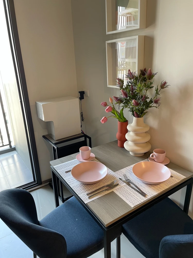 For rent THE BASE Phetchaburi-Thonglor 1 bedroom, 1 bathroom, decorated in a controlled tone, comes with complete furniture, don't miss it.