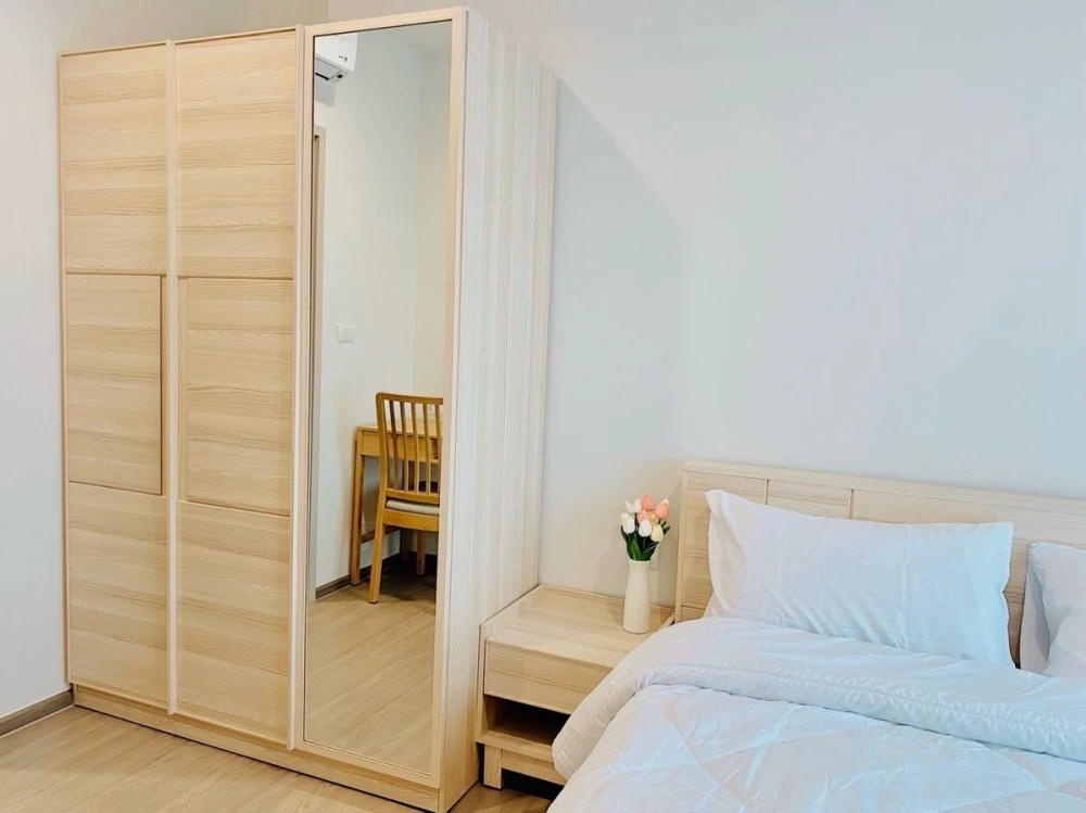 For rent THE BASE Phetchaburi-Thonglor, 17th floor, city view, fully furnished, reserve now.