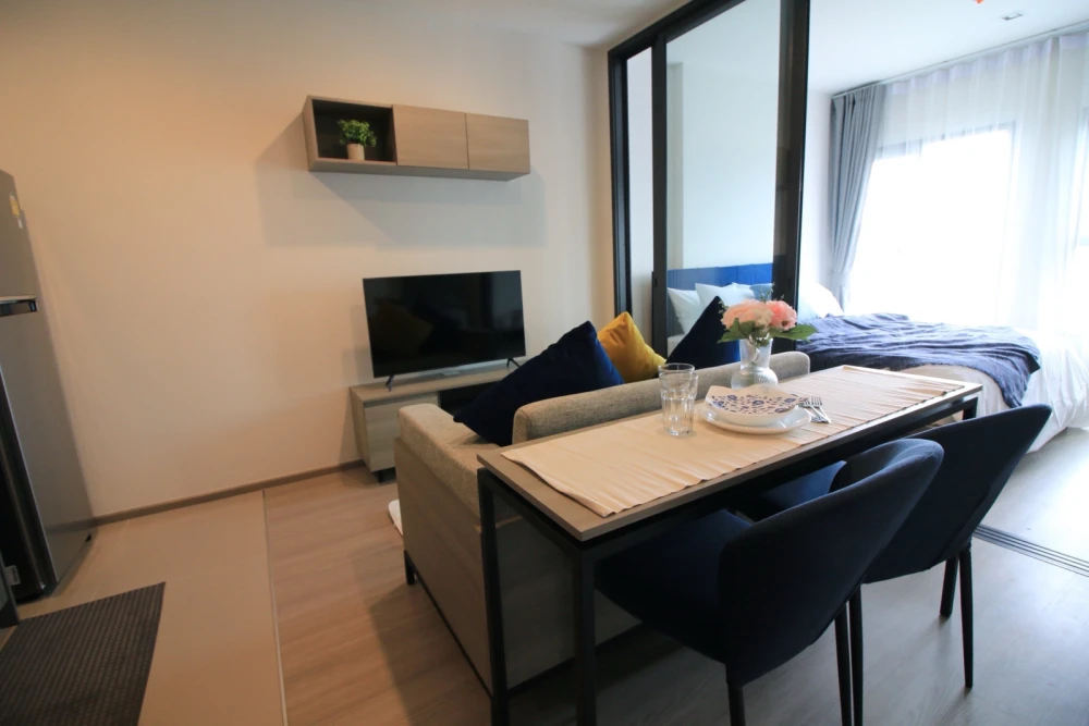 For rent: THE BASE Phetchaburi-Thonglor, 6th floor, fully furnished, very livable. Book now!