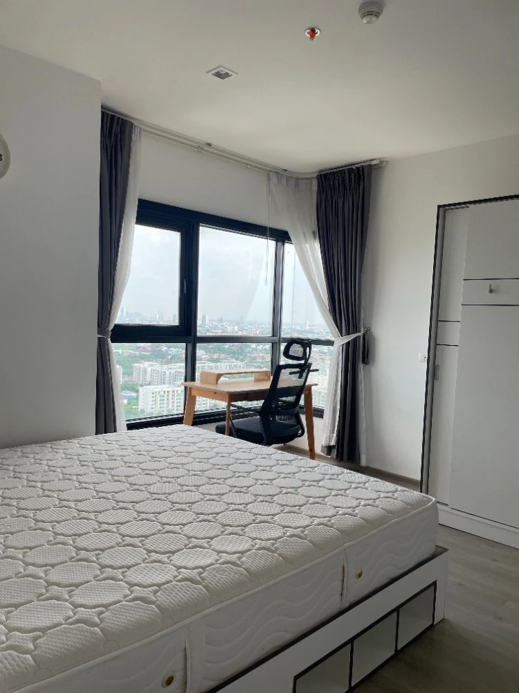 For rent: THE BASE Phetkasem, 25th floor, city and river views, fully furnished, ready to move in. Book now!