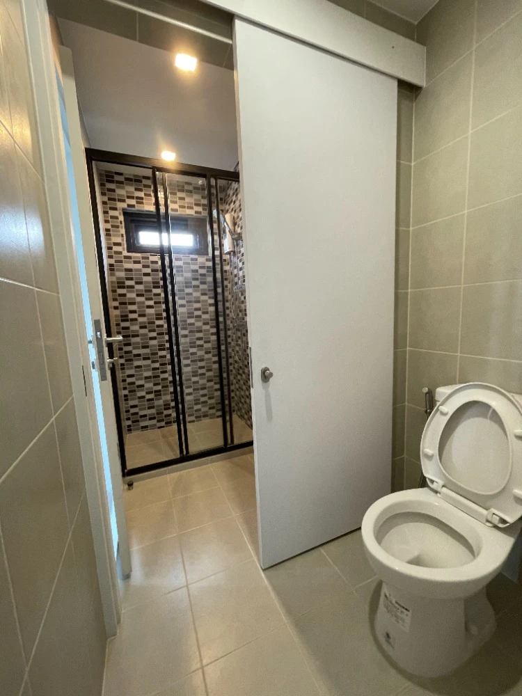 For rent: THE BASE Phetkasem, 25th floor, city and river views, fully furnished, ready to move in. Book now!