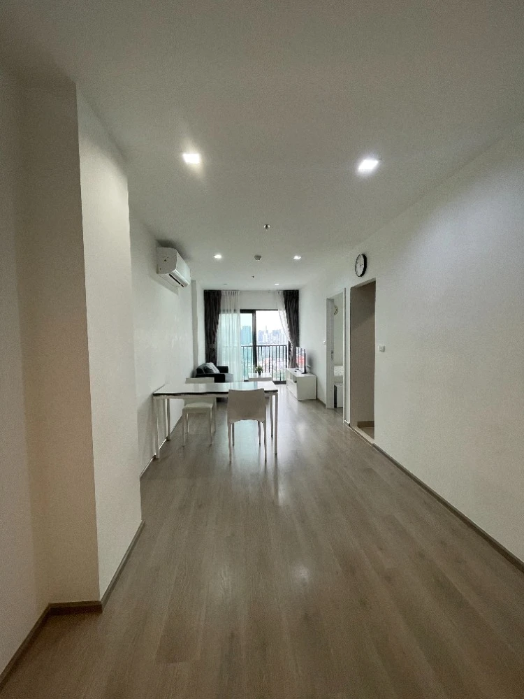 For rent: THE BASE Phetkasem, 25th floor, city and river views, fully furnished, ready to move in. Book now!