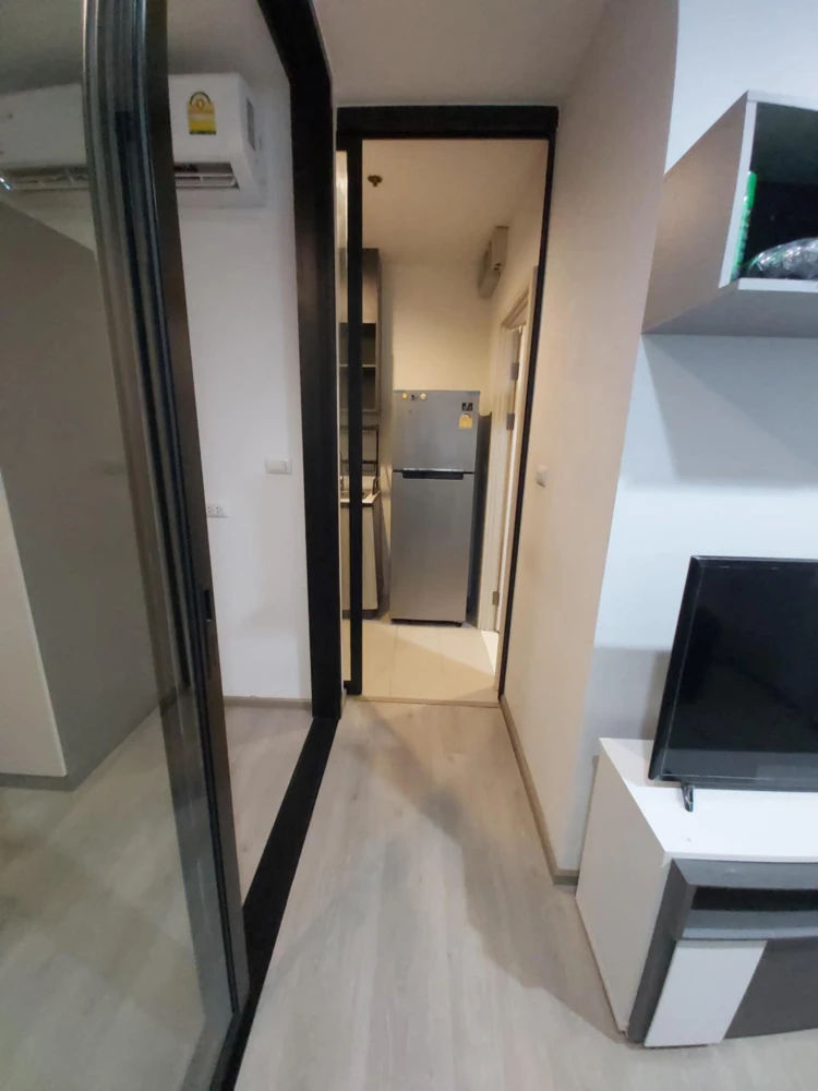 For rent: The Base Phetkasem, high floor unit, good ventilation, corner unit. Book now before it's too late! +++