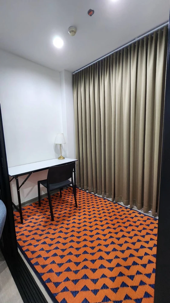 For rent THE BASE Phetkasem, ready to move in, fully furnished, spacious room, reserve now.