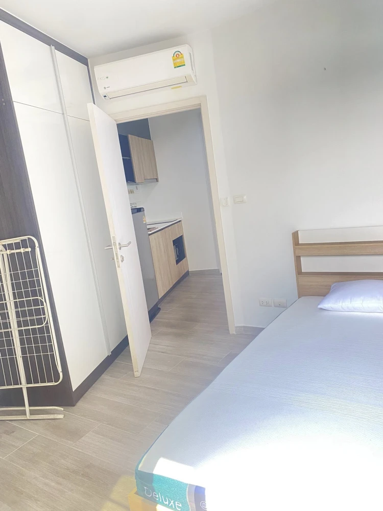 For rent/sale: THE BASE Phetkasem, corner unit offering privacy, spacious living area, prime location, and stunning views. Don't miss out!