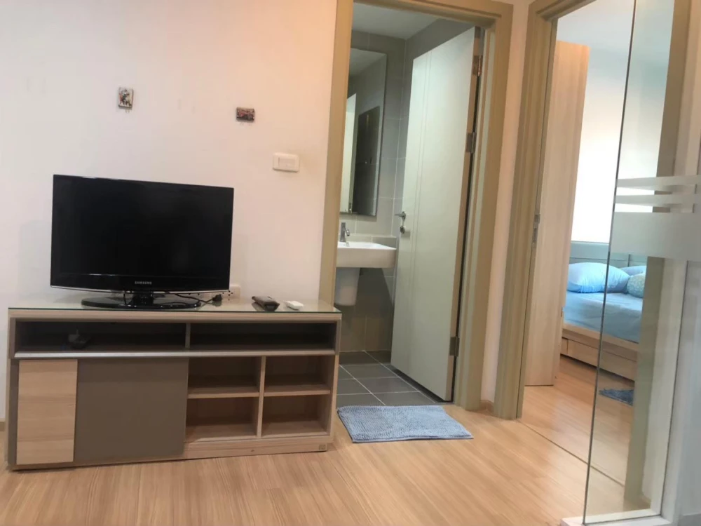 For rent: The base Rama 9, ready to move in, fully furnished, reserve now.