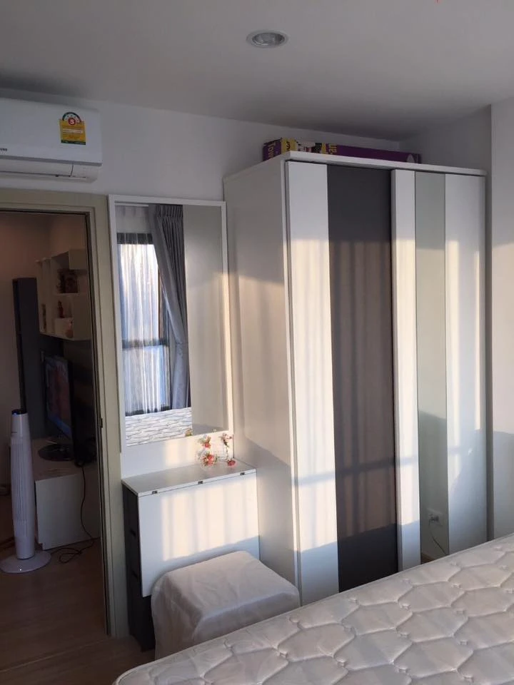 For rent: The Base Rama 9–Ramkhamhaeng, 1 bedroom, 1 bathroom, fully furnished, pool view, hurry and book now!