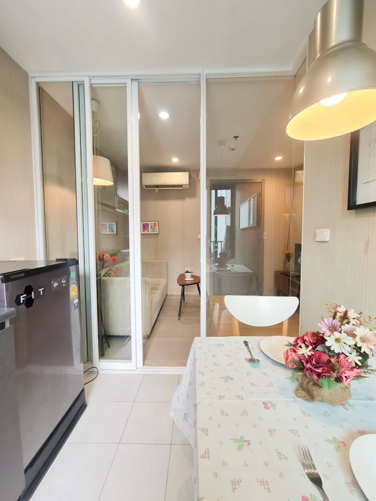 For rent: The Base Rama 9–Ramkhamhaeng, fully furnished, ready to move in, complete with amenities, good price, come and reserve now.