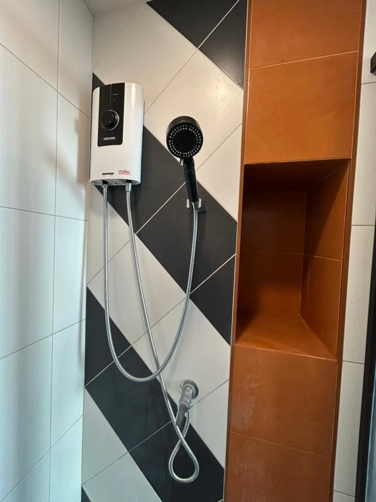 For rent: The Base Saphanmai, 7th floor. Nice unit. Book now! Don't miss out! Act fast!