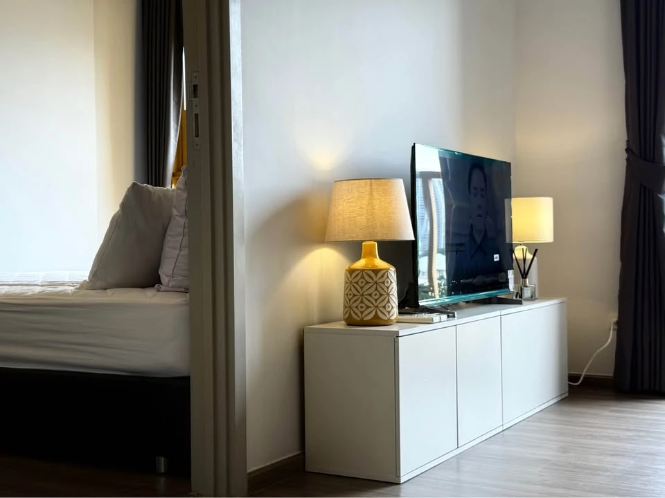 For rent: The Base Sukhumvit 50, 7th floor, nice room, fully furnished, book now.
