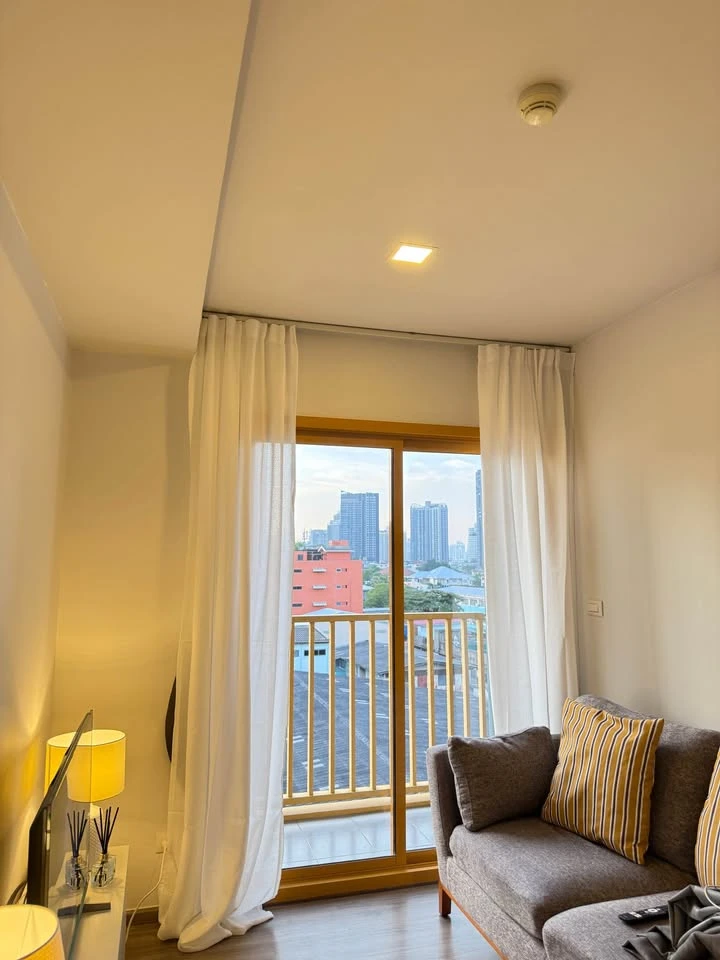 For rent: The Base Sukhumvit 50, 7th floor, nice room, fully furnished, book now.